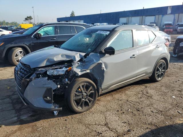  NISSAN KICKS 2024 Gray