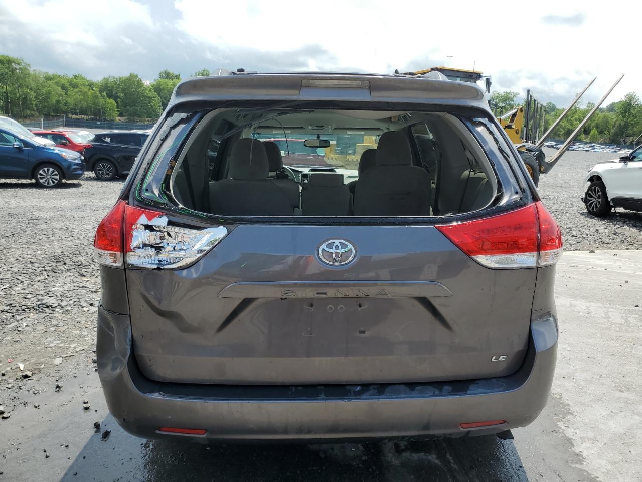 2014 Toyota Sienna Le VIN: 5TDKK3DC3ES445359 Lot: 63214055
