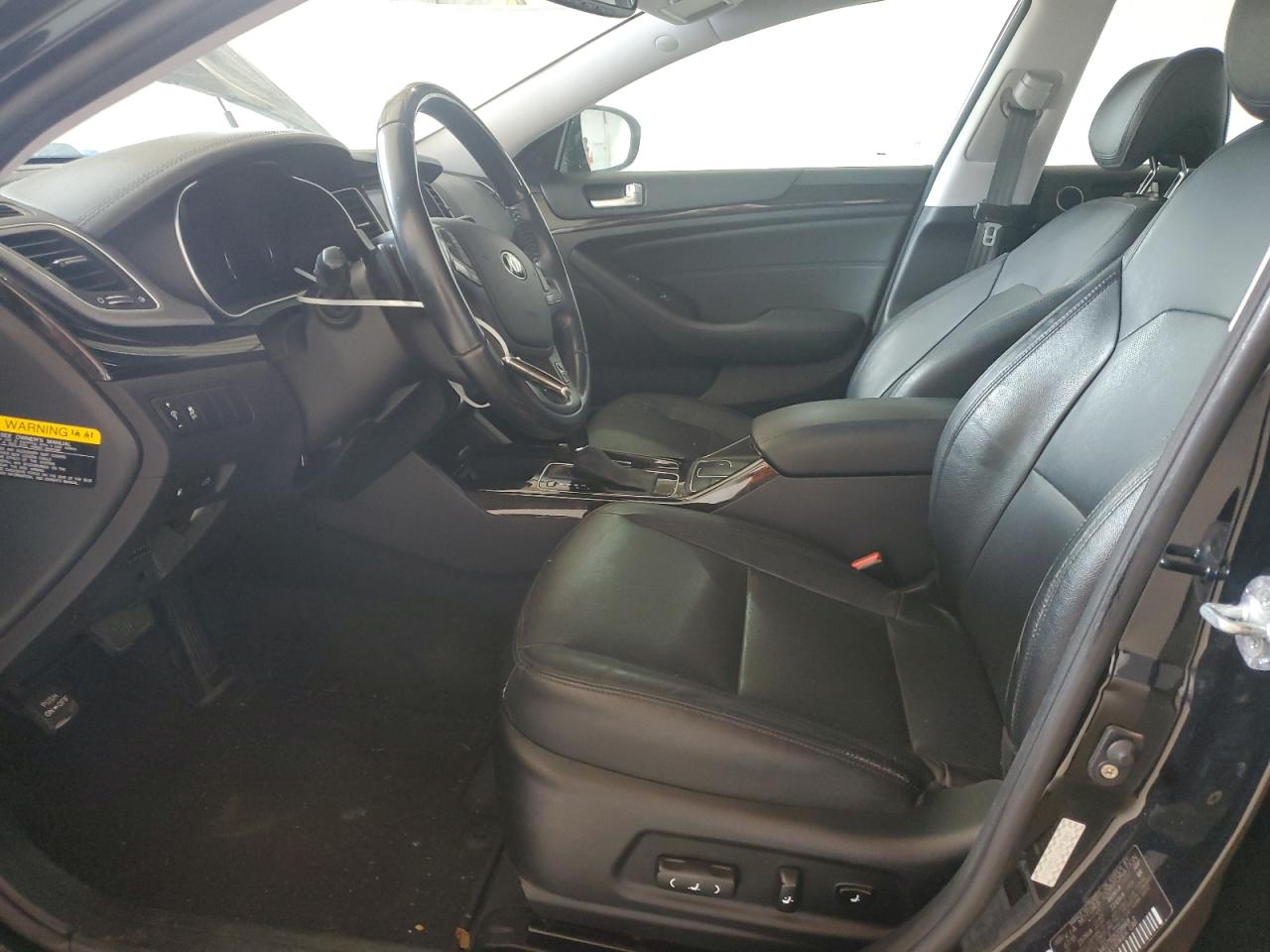 2016 Kia Cadenza Luxury VIN: KNALN4D71G5208668 Lot: 63841095