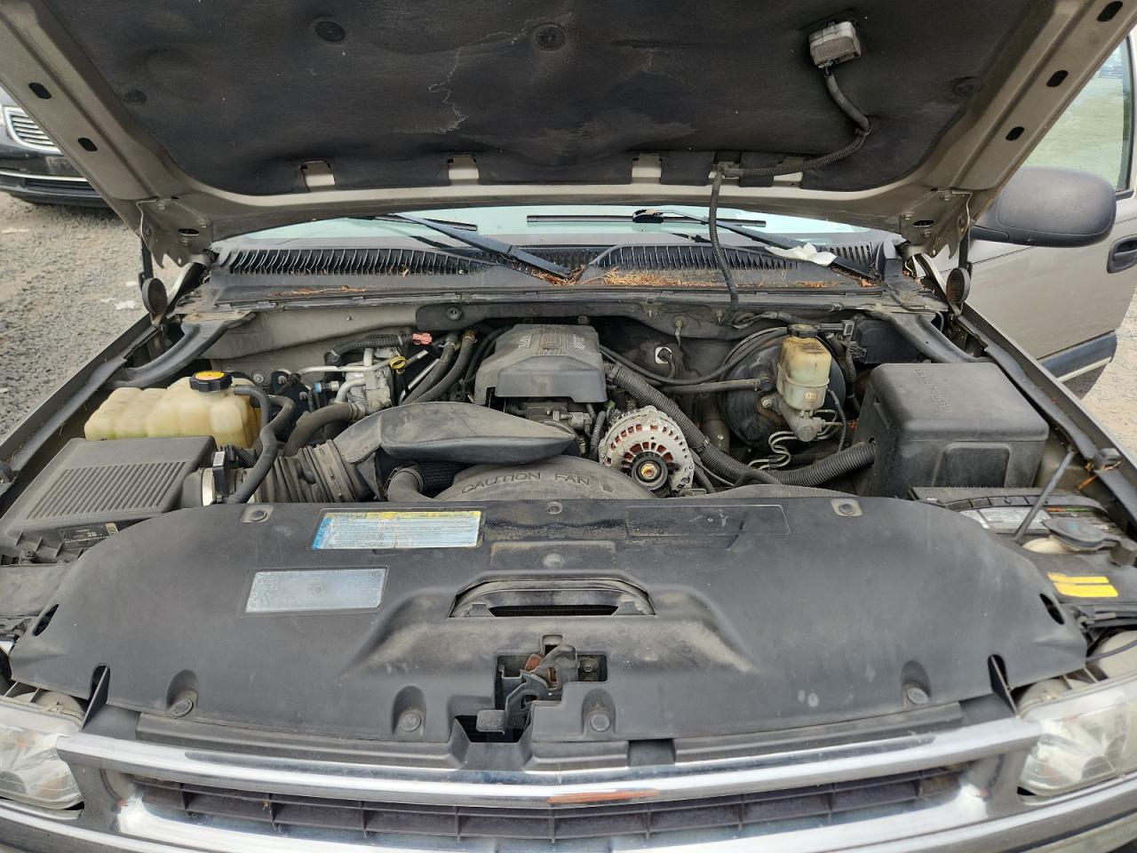 2000 Chevrolet Suburban K1500 VIN: 3GNFK16T8YG154983 Lot: 64551975