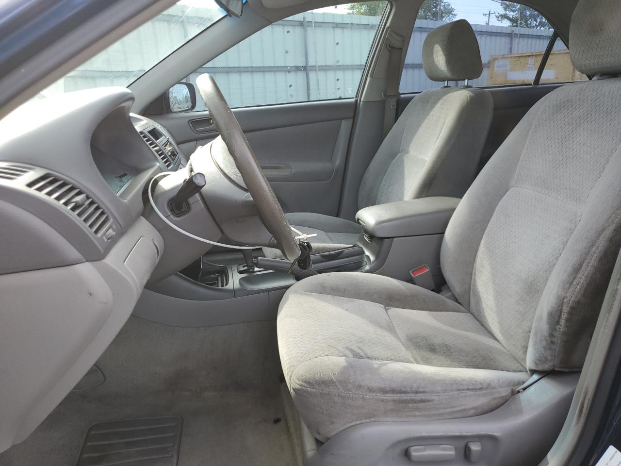 2003 Toyota Camry Le VIN: 4T1BE32K73U237474 Lot: 64660105