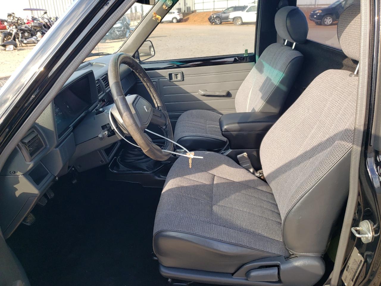 1988 Toyota Pickup 1/2 Ton Rn50 VIN: JT4RN50R8J5153864 Lot: 62427745