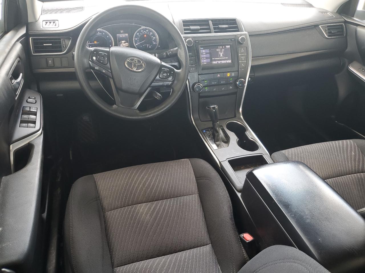 2016 Toyota Camry Le VIN: 4T1BF1FK8GU171180 Lot: 64287685