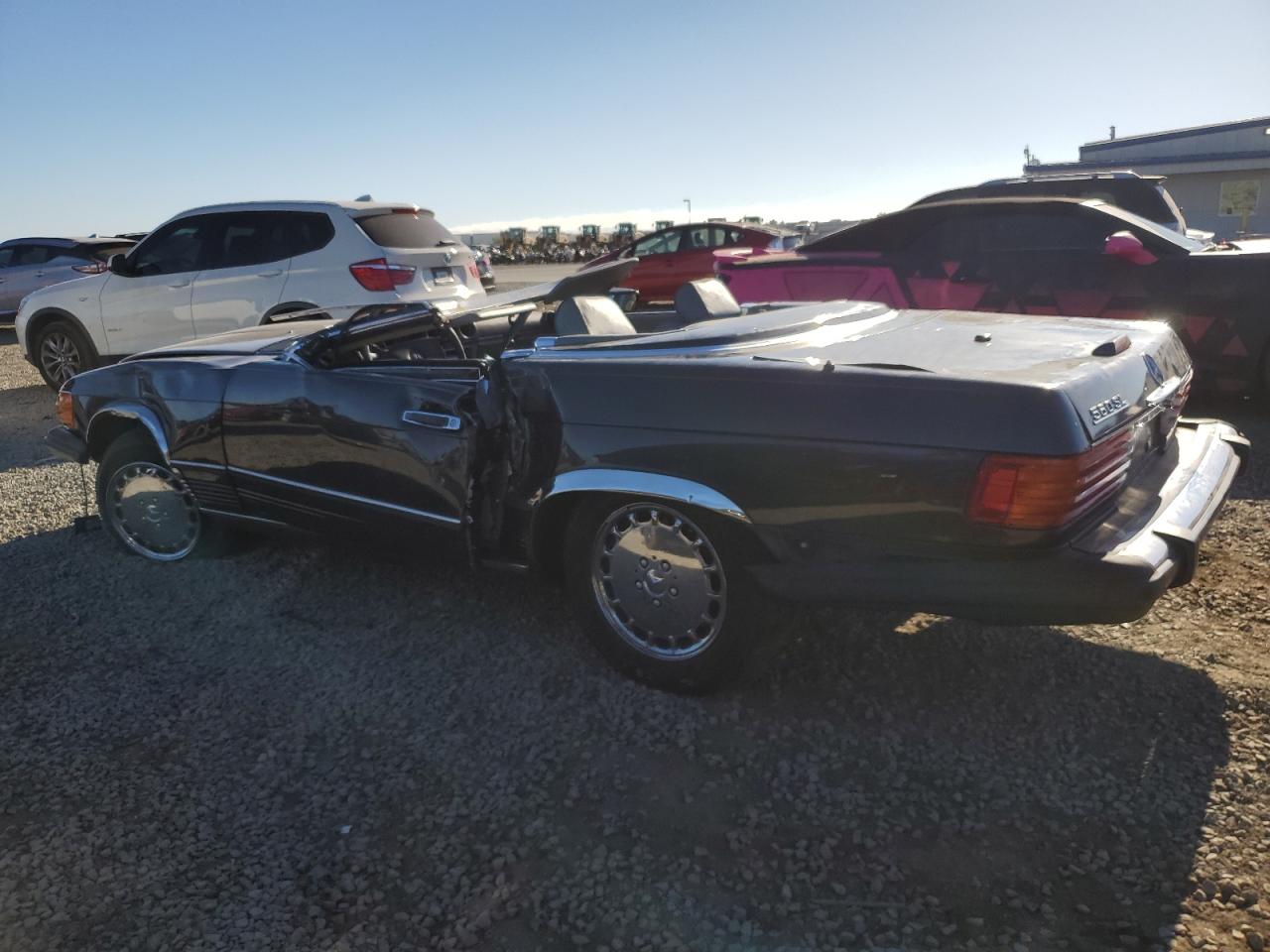 1988 Mercedes-Benz 560 Sl VIN: WDBBA48D4JA075797 Lot: 66413375