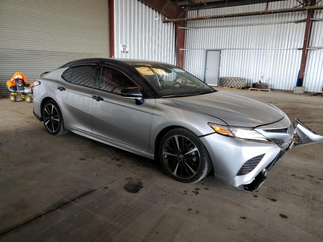  TOYOTA CAMRY 2018 Серебристый