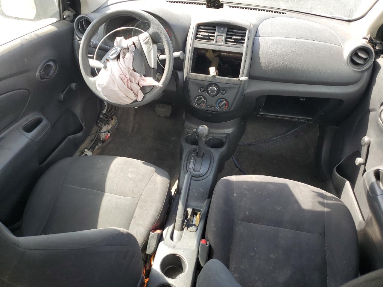 2015 Nissan Versa S VIN: 3N1CN7AP9FL811121 Lot: 66557225