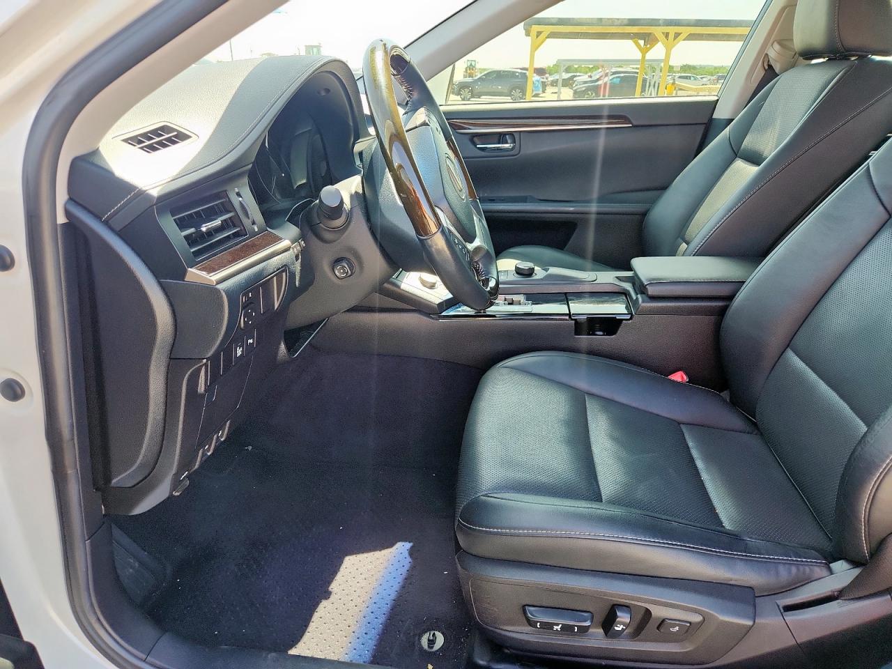 2014 Lexus Es 350 VIN: JTHBK1GG2E2097160 Lot: 64641055