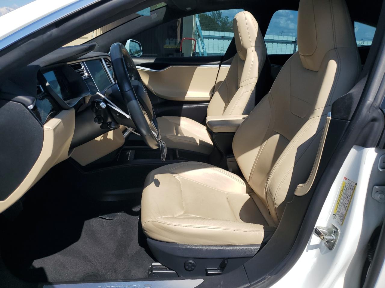 2016 Tesla Model S VIN: 5YJSA1E17GF150051 Lot: 62819845