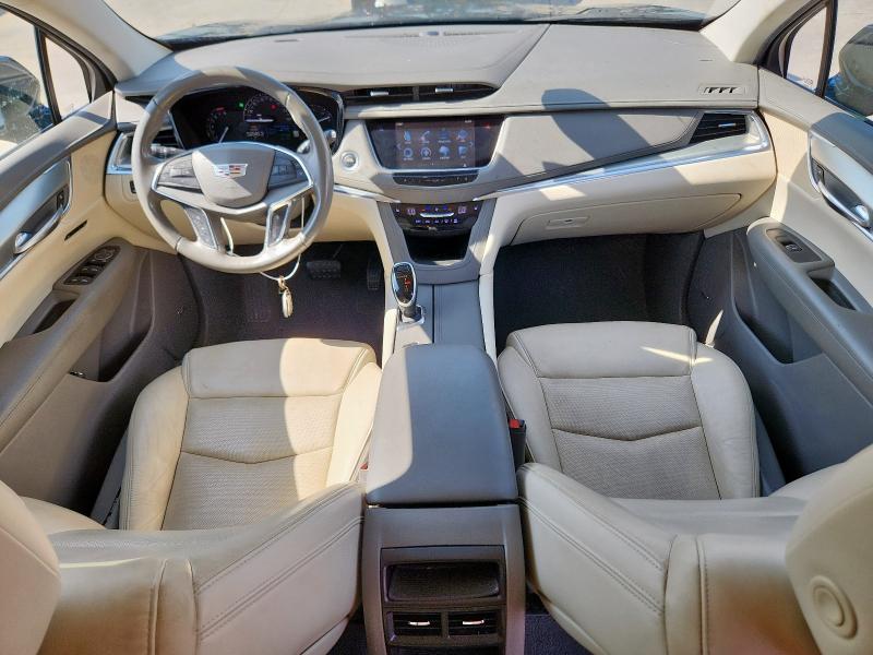  CADILLAC XT5 2019 Czarny