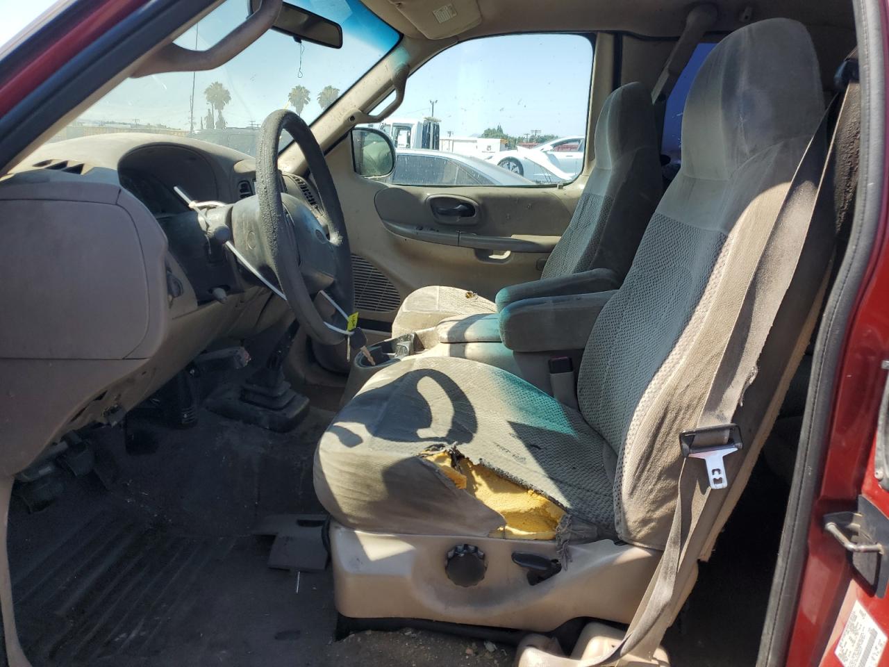 2000 Ford F150 VIN: 1FTZX1729YKA96372 Lot: 63636815