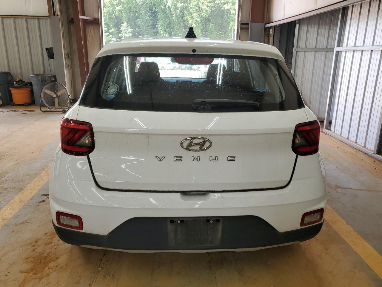 2021 Hyundai Venue Se VIN: KMHRB8A30MU076126 Lot: 64650555