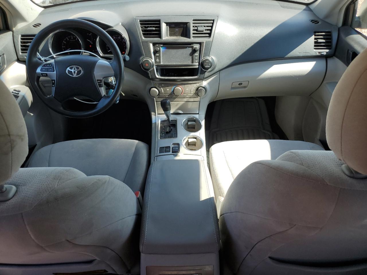2013 Toyota Highlander Base VIN: 5TDZA3EH4DS040654 Lot: 65068865