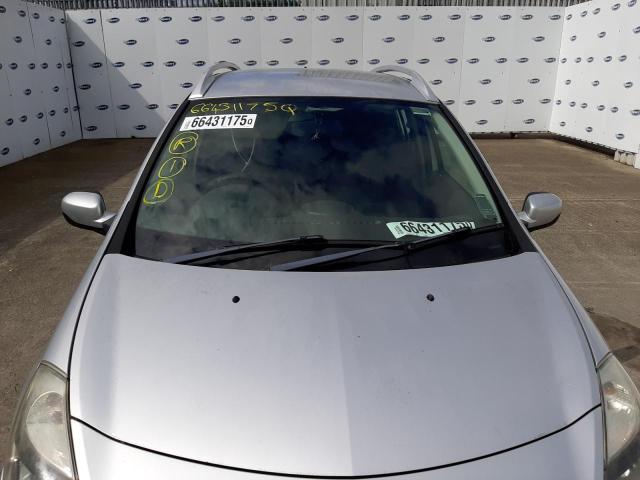 2011 RENAULT CLIO EXPRE