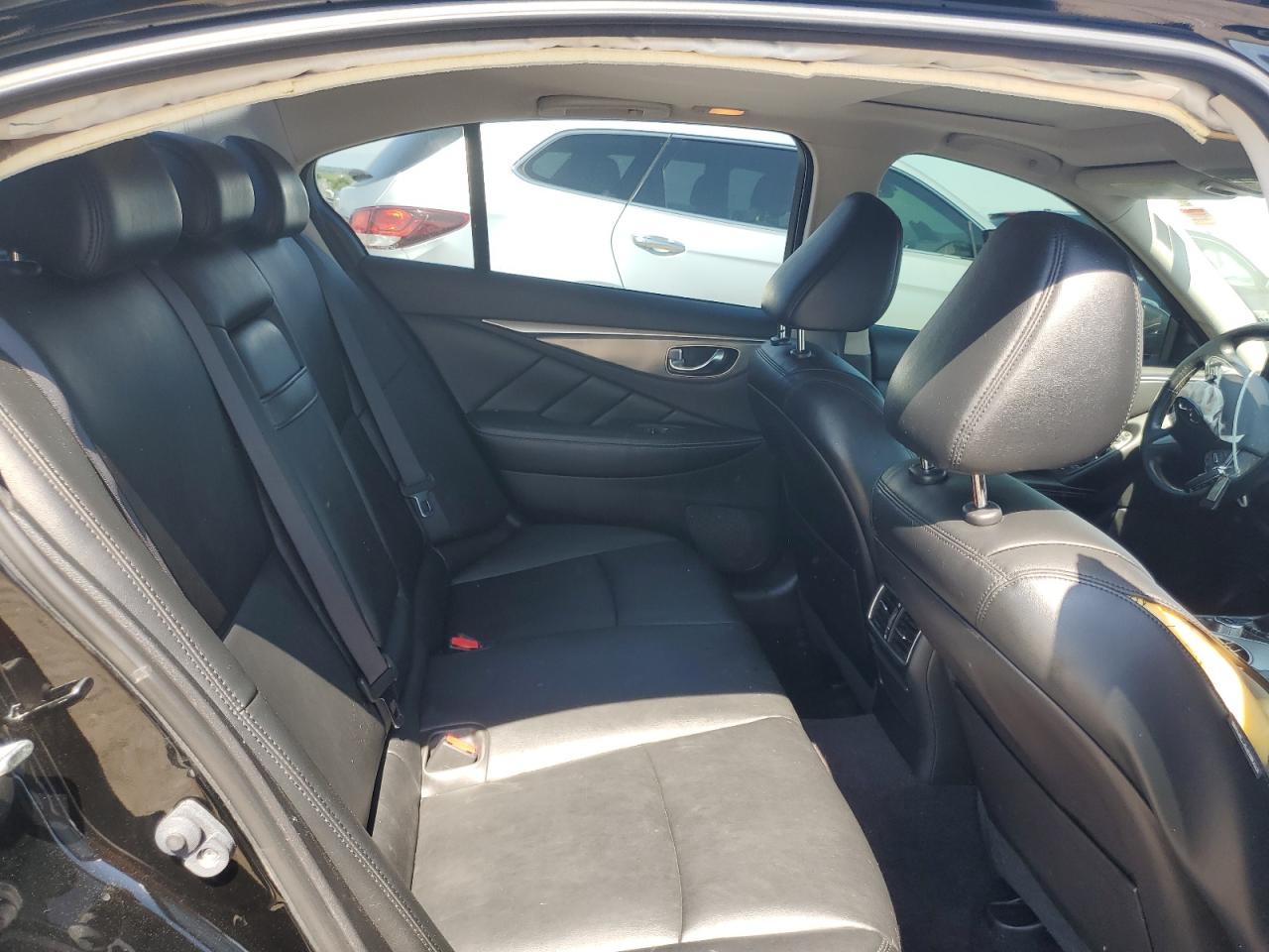 2015 Infiniti Q50 Base VIN: JN1BV7AR3FM395375 Lot: 65236075