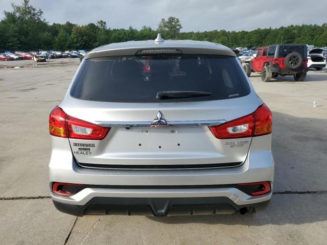  MITSUBISHI OUTLANDER 2019 Серебристый