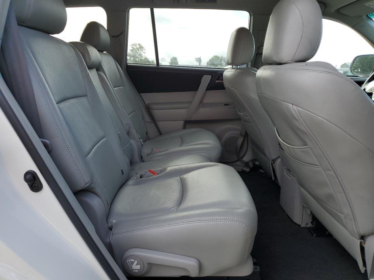 2011 Toyota Highlander Base VIN: 5TDZA3EH9BS009574 Lot: 65028475