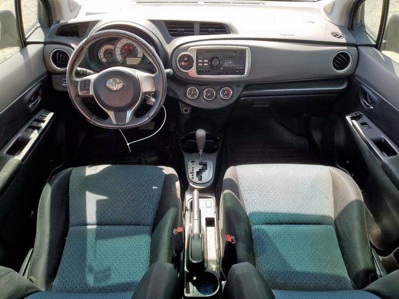  TOYOTA YARIS 2013 Czarny