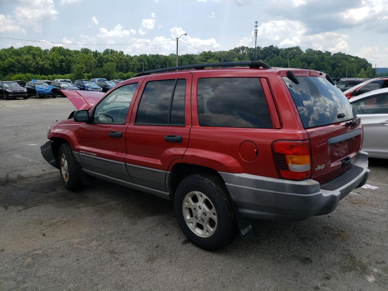 2002 Jeep Grand Cherokee Laredo red null gas 1J4GX48SX2C311017 photo #3