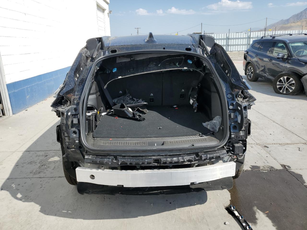 2024 Jeep Wagoneer S Launch Edition VIN: 3C4RJNAKXRT172456 Lot: 65362205