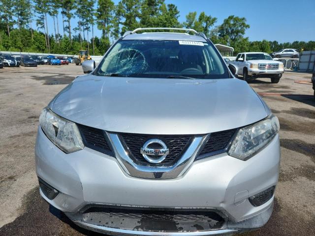  NISSAN ROGUE 2015 Серебристый