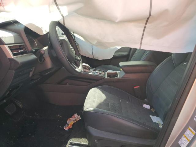  MITSUBISHI OUTLANDER 2023 Srebrny