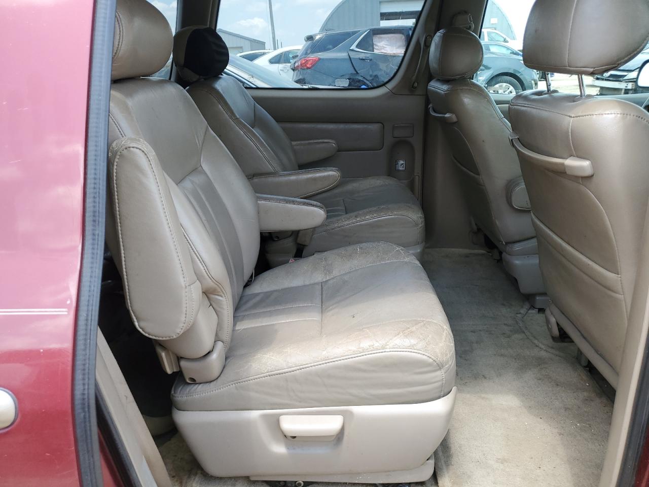 1999 Toyota Sienna Le VIN: 4T3ZF13C1XU158080 Lot: 65145525