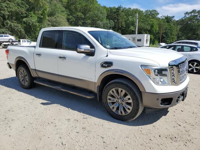  NISSAN TITAN 2017 White