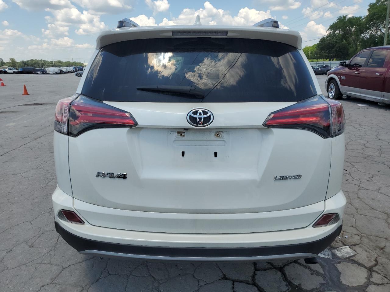 2017 Toyota Rav4 Limited VIN: 2T3YFREV1HW374506 Lot: 63570385