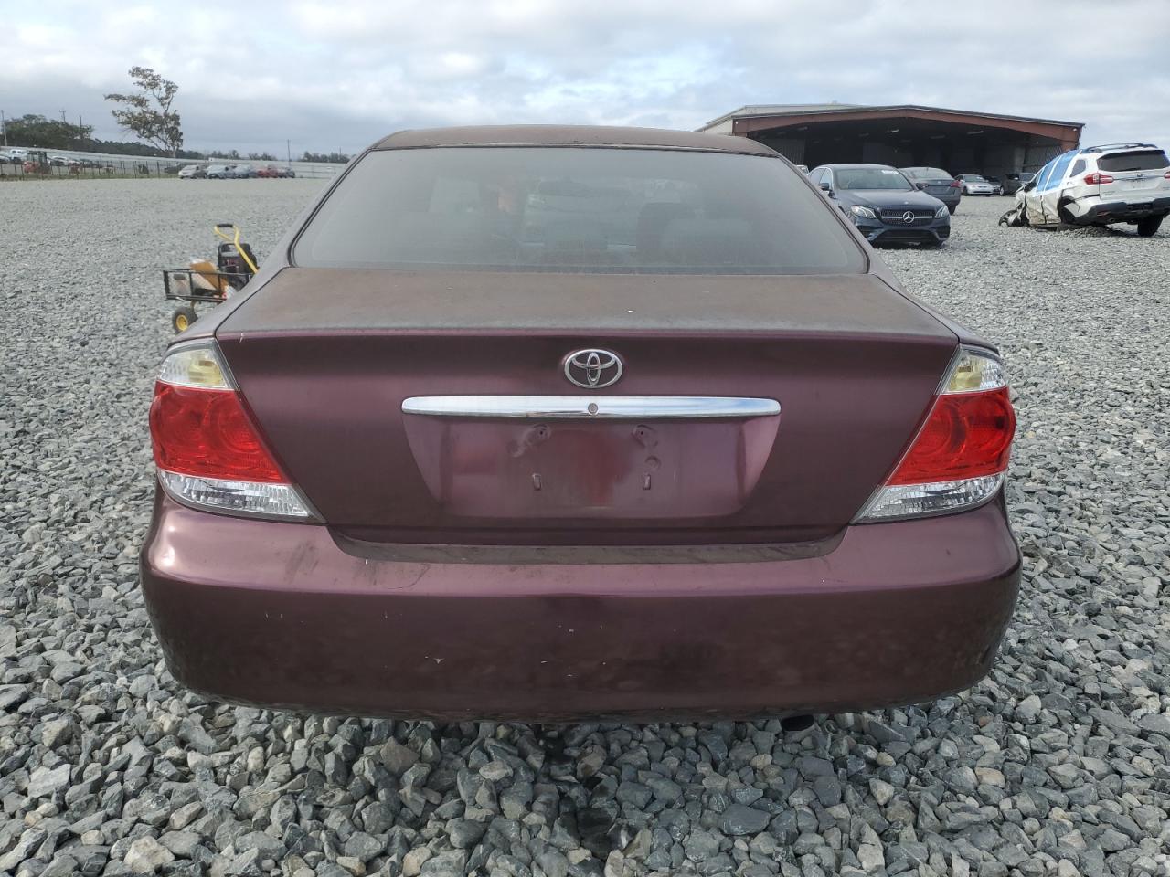 2005 Toyota Camry Le VIN: 4T1BF30K85U106735 Lot: 63451475
