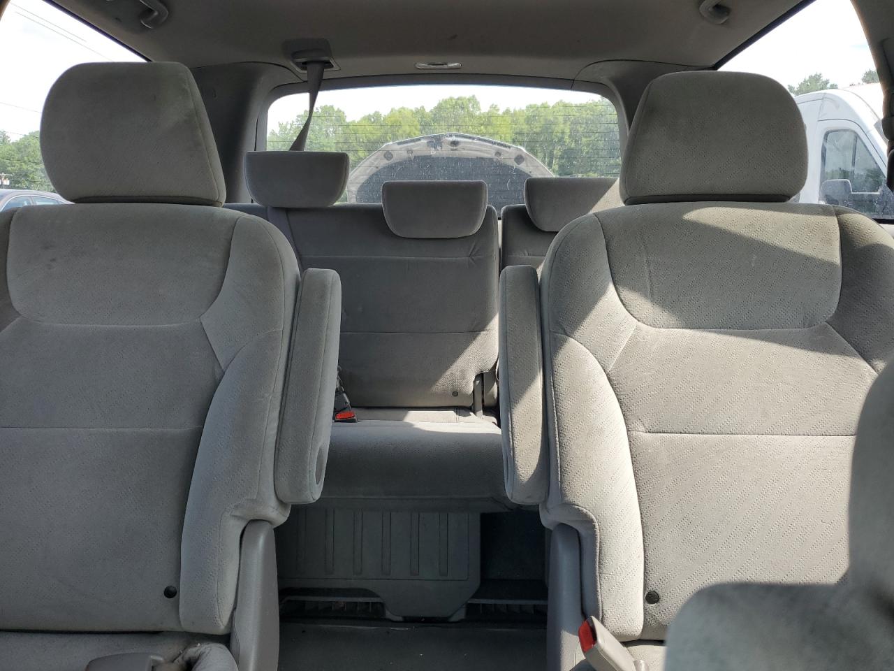 2010 Honda Odyssey Lx VIN: 5FNRL3H25AB008667 Lot: 62903075