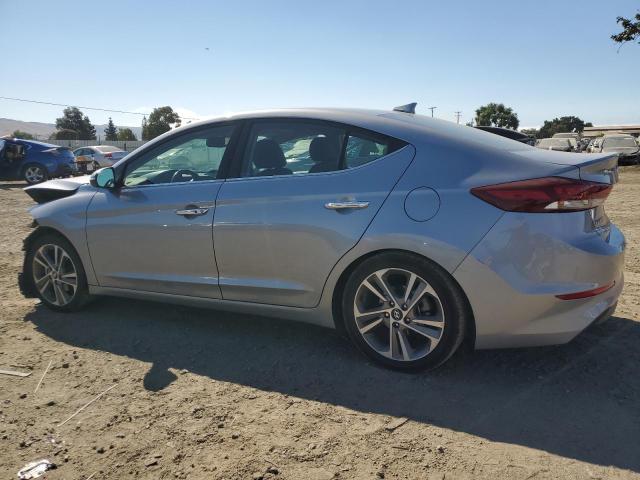  HYUNDAI ELANTRA 2017 Srebrny