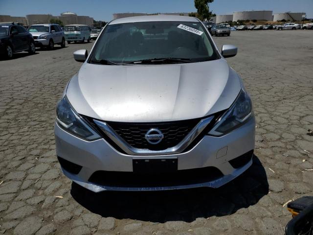 Sedans NISSAN SENTRA 2016 Srebrny