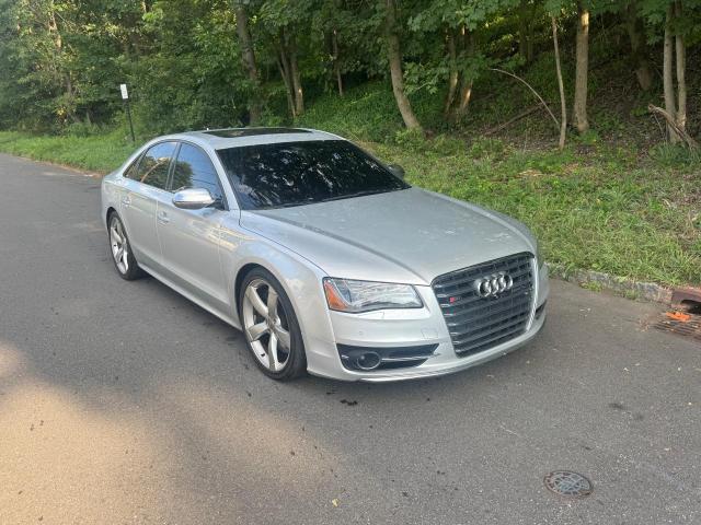 Sedans AUDI S8 2014 Srebrny