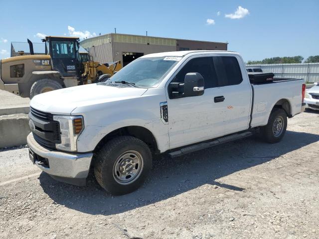  FORD F250 2018 Белы