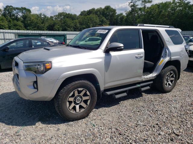  TOYOTA 4RUNNER 2018 Серебристый