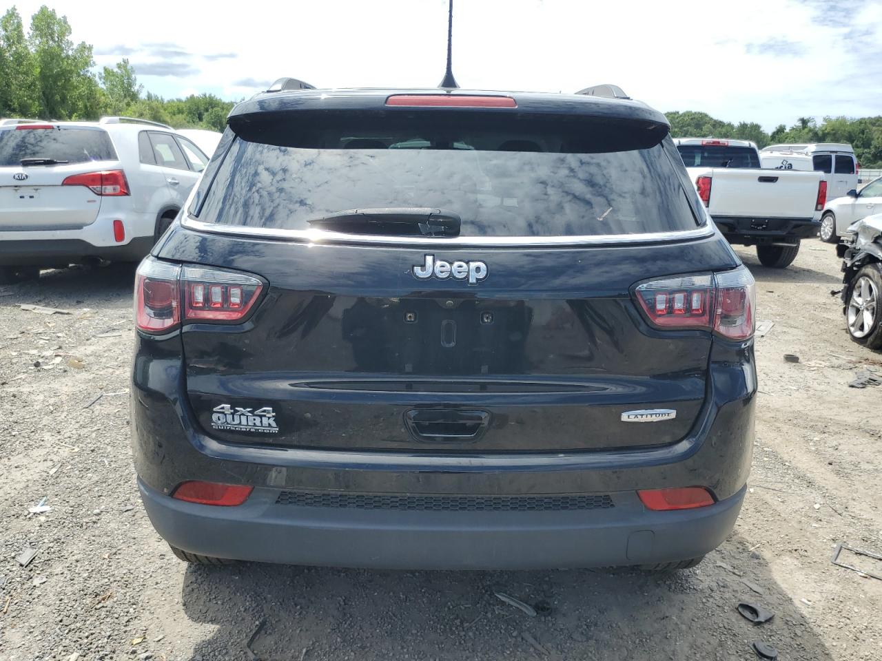 2019 Jeep Compass Latitude VIN: 3C4NJDBBXKT737060 Lot: 64767815