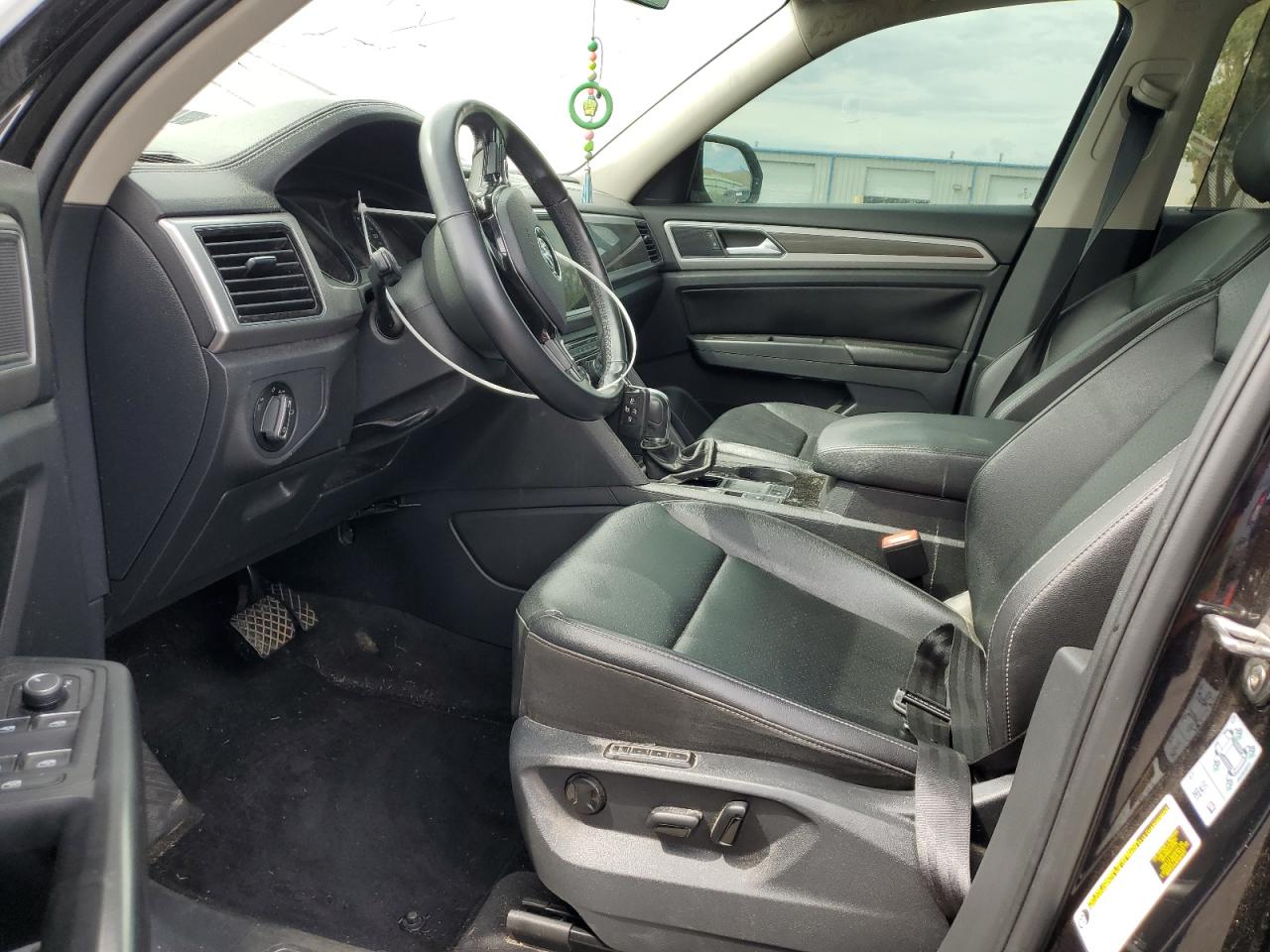 2018 Volkswagen Atlas Sel VIN: 1V2ER2CA3JC522762 Lot: 64014845