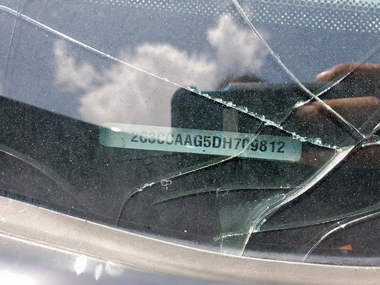 2013 Chrysler 300 VIN: 2C3CCAAG5DH709812 Lot: 64037385