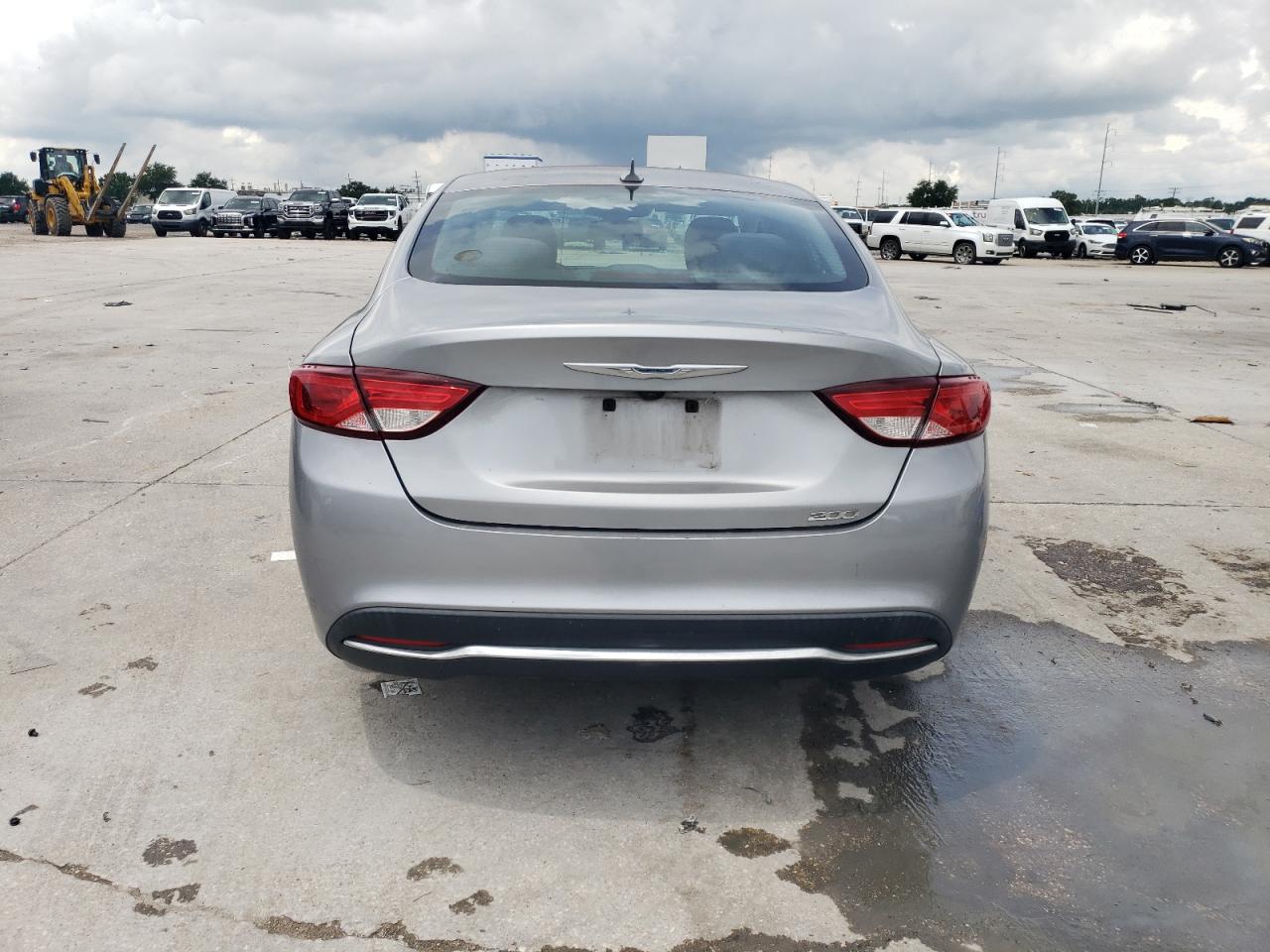 2015 Chrysler 200 Limited VIN: 1C3CCCAB4FN735103 Lot: 65362245