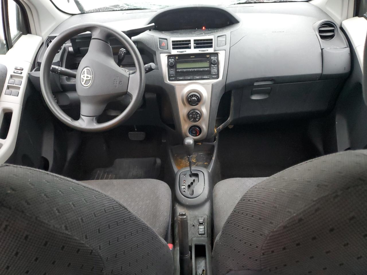 2009 Toyota Yaris VIN: JTDKT903295242464 Lot: 64986825