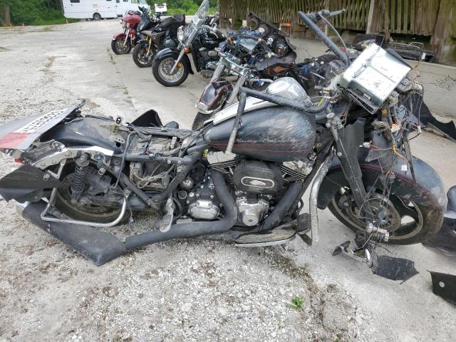 2012 HARLEY-DAVIDSON FLTRX ROAD GLIDE CUSTOM   à vendre chez Copart AB - CALGARY