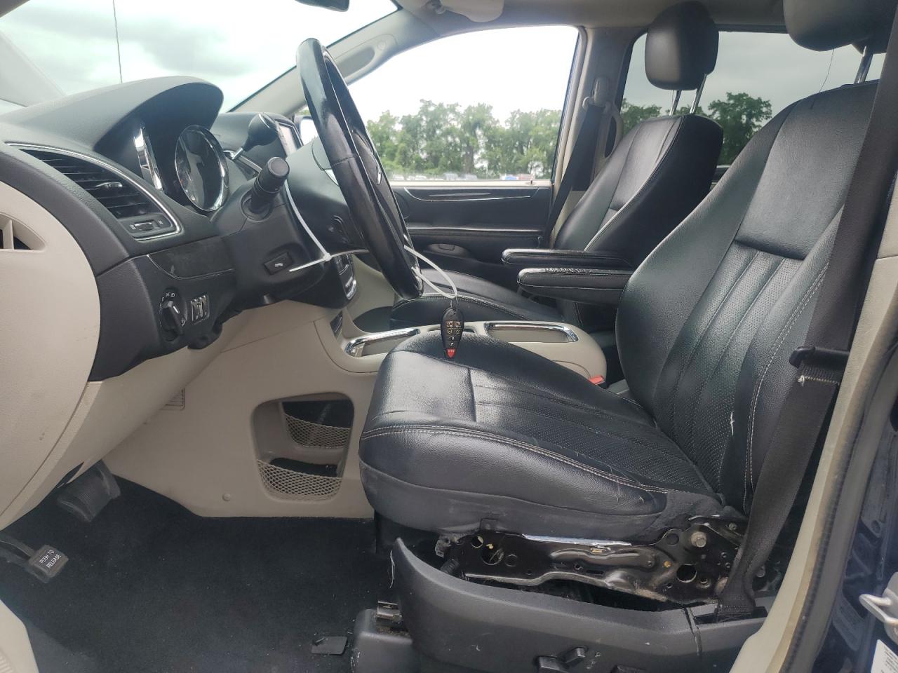 2014 Chrysler Town & Country Touring L VIN: 2C4RC1CG2ER108503 Lot: 64996495