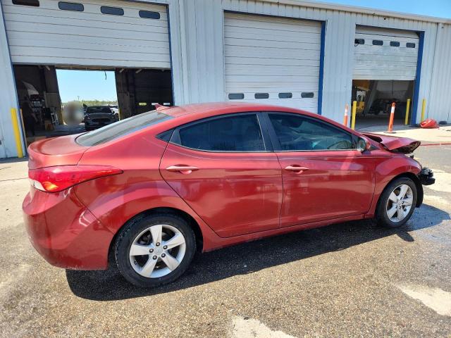  HYUNDAI ELANTRA 2013 Красный