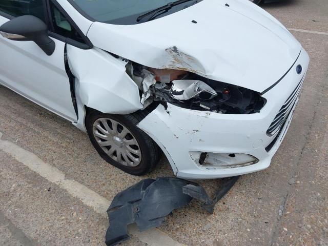 2013 FORD FIESTA BAS