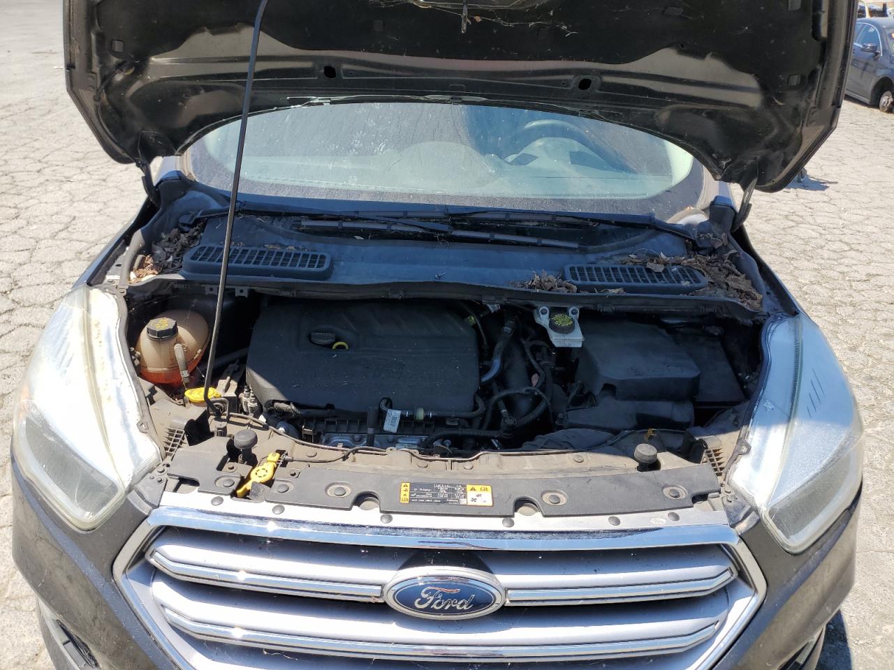 2017 Ford Escape Se VIN: 1FMCU9GDXHUC02777 Lot: 65422475