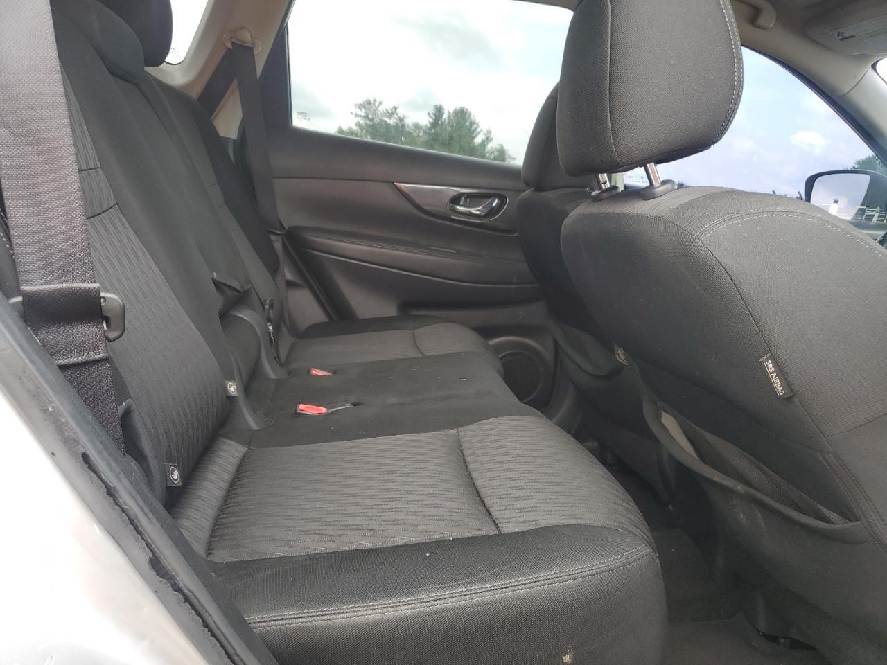 2018 Nissan Rogue S VIN: KNMAT2MT1JP584431 Lot: 65125645