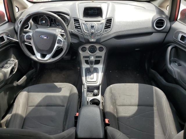 Хэтчбеки FORD FIESTA 2015 Красный