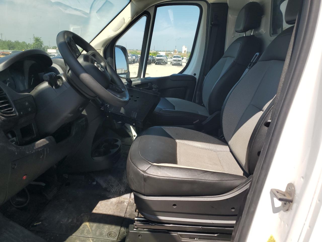 2024 Ram Promaster 2500 2500 High VIN: 3C6LRVDG2RE106727 Lot: 59752375