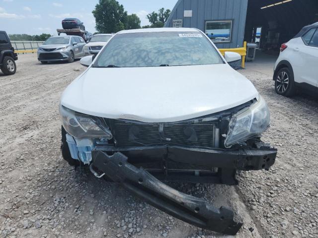  TOYOTA CAMRY 2014 Белы