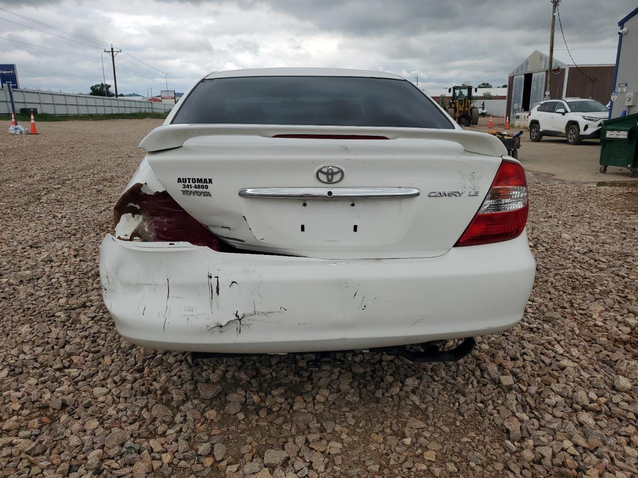 2002 Toyota Camry Le VIN: 4T1BE32K22U106533 Lot: 64502205